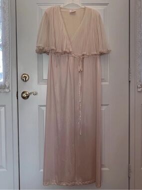 VTG JOLIE TWO Nylon Robe Sheer Pleated Chiffon Caplet Dressing Gown Robe Small